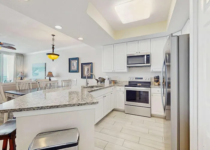 Holiday home Inviting Gulf-front With Pool Sauna Washer Dryer & Ac *